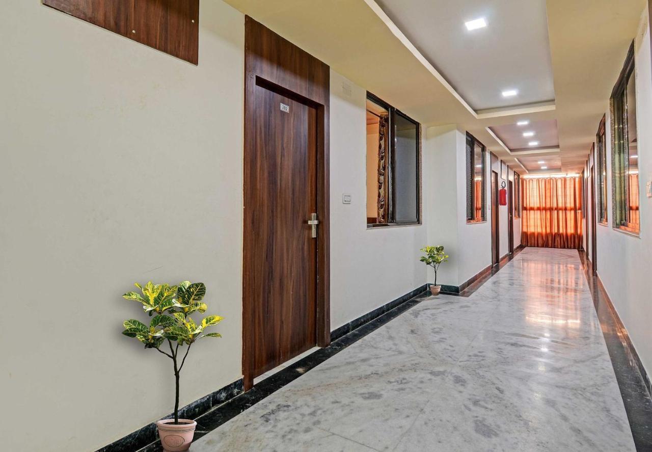 Collection O The Sunrise Hotel Udaipur Exterior photo