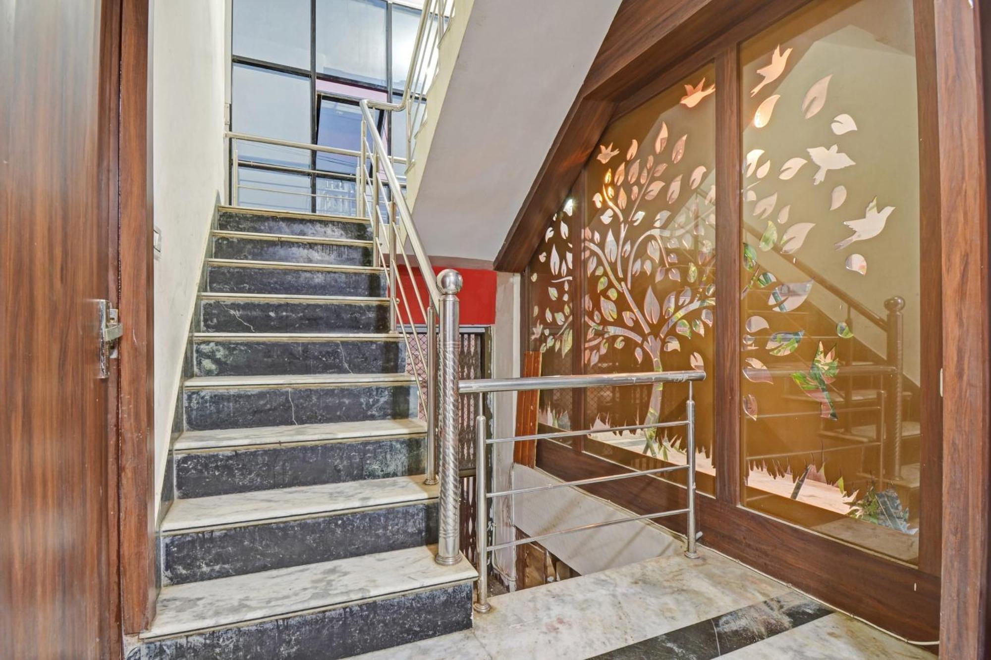 Collection O The Sunrise Hotel Udaipur Exterior photo